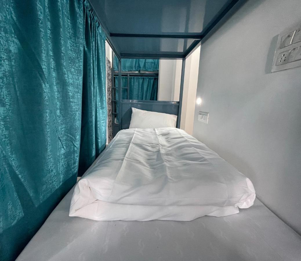 12 Monks Rishikesh Hostel Bagian luar foto